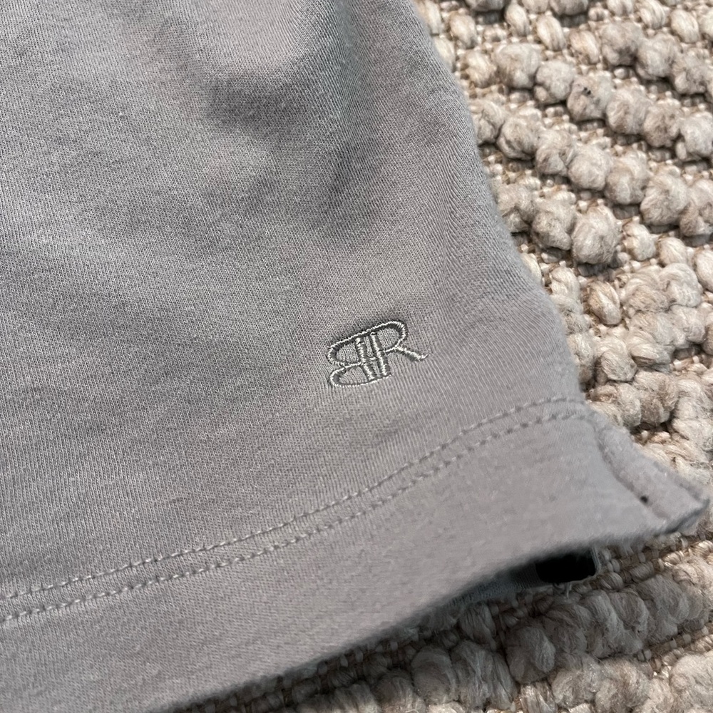 Banana Republic LS Polo Shirt • Gray - Picture 4 of 5